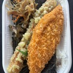 ほっかほっか亭 - 料理写真:のり弁当 490円