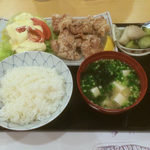 和処まるまさ　海鮮・旬彩料理 - から揚げ＋ご飯セット