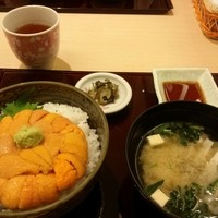 函館うに むらかみ 日本生命札幌ビル店 - 生うに丼
