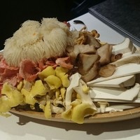 御膳房 六本木店 - キノコ鍋
