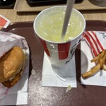 ケンタッキーフライドチキン - 