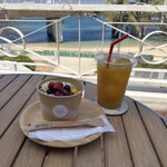 シーサイドガーデン波の上 - 