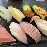 無添蔵 - 料理写真:ランチ厳選八貫盛り（赤出汁or茶碗蒸しから茶碗蒸し）
＋3皿4貫
1170円＋650円