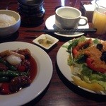 ハカタ オノ - 酢豚ランチ