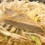 ラーメン二郎 - 豚その1