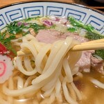 らぁめん真 - 麺アップ