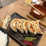 肉汁餃子のダンダダン - 