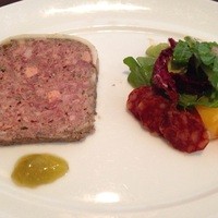 ラ・サンテ - 蝦夷豚のテリーヌとチョリソーのサラダ