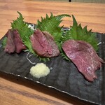 全席個室居酒屋 国産和牛肉寿司と海鮮 とろけ酒場 - 