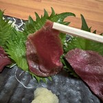 全席個室居酒屋 国産和牛肉寿司と海鮮 とろけ酒場 - 