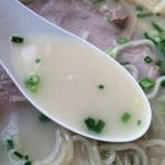 麺屋 菜々兵衛 - 【2015年01月】鶏白湯 塩のスープアップ。