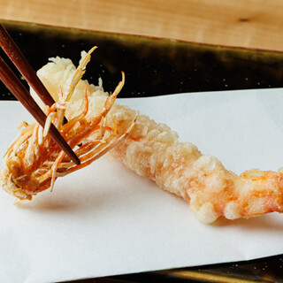 素材・油・温度にこだわり。旬の味覚を五感で楽しむ天婦羅