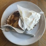 348284094 - 焼き林檎タルト、レアチーズタルト