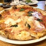 PIZZERIA ONDA - マルゲリータ水牛モッツァレラ