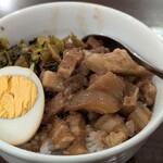 台湾菜館 - 魯肉飯