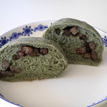 パン工房ナナ - よもぎ大納言