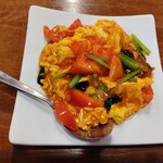 香香飯店 - 料理写真:大好物、玉子とトマトの炒め。甘味ありタイプ。