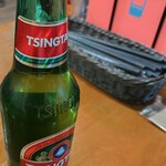 香香飯店 - 青島ビール。