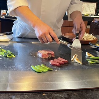 口コミ一覧 : XEX TOKYO / 鉄板焼An - 東京/鉄板焼き [食べログ]