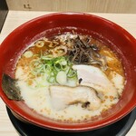 伝統熊本豚骨 伝 - 伝