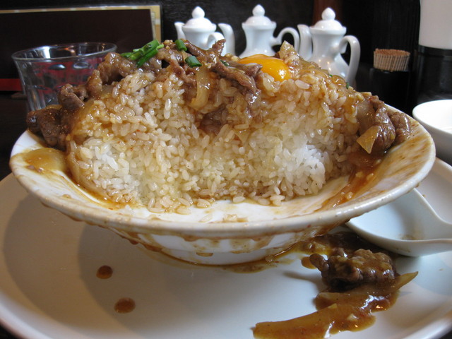 『大盛りを食べるべし！』by 十八番 : 麺飯店 俵飯 - 武蔵小金井/中華料理 [食べログ]