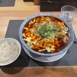 セアブラノ神 伏見剛力 - 料理写真:山椒香る痺旨四川麻婆豆腐麺に焼きチーズトッピングと〆飯用のライス100g