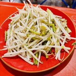 居空間　タイ料理＆パクチー酒場 - 