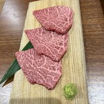 炭火焼肉 牛和鹿 - 
