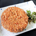 本格手打うどん はゆか - メンチカツとじゃこ青唐辛子