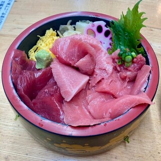 丸青食堂