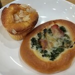 イースタイムカフェ&アンデルセン - メープルエトランゼ、広島菜とベーコンのピザ