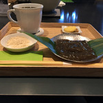 茶庭 然花抄院 - わらび餅 コーヒー・紅茶・日本茶付き（1350円）