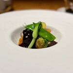 中国懐石×wine Chinese恵泉 - 土佐あかうしカルビのコラーゲン煮込みと季節の温野菜。