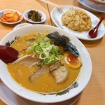 大阪ふくちぁんラーメン - 料理写真: