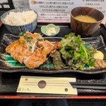 焼鳥と地酒 炭イッカ - 