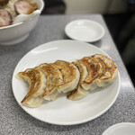 中華麺店 喜楽 - 焼餃子