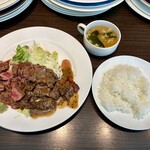 キャトルラパン - ステーキランチ 400g