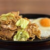 喫茶モアイ - 鉄板焼きそば、評価高し