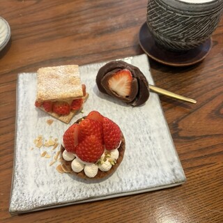 お土産と喫茶 足立_0