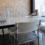 丸山吉平 - とても綺麗な店内