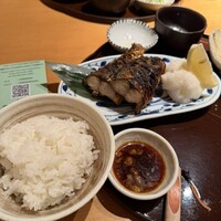 伊豆の旬 やんも 丸の内店 - 