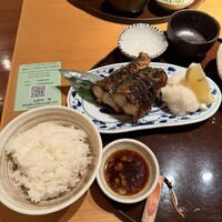 伊豆の旬 やんも 丸の内店 - 