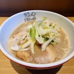 ラーメン海鳴 - 魚介とんこつラーメン