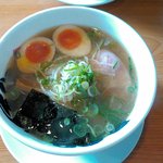 ２代目ラーメン＋玉子(780円)