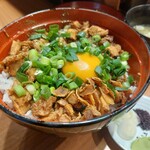幸丼 - たっぷりのニンニクチップ(;'∀')