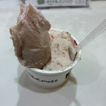 伊太利亜のじぇらぁとや - ピッコロ400円