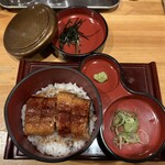 自家製麺 竜葵 - 開けるとこんな感じ