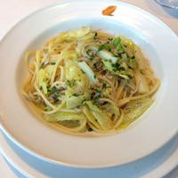 IL PINOLO 銀座 - キャベツとシラスのパスタ(平日のパスタランチは二種類から選べます)