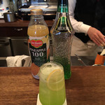 コーヒーハウス ニシヤ - ミドリパインフィズ（750円）