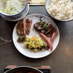 牛舌炭燒 利久 西口本店 - 